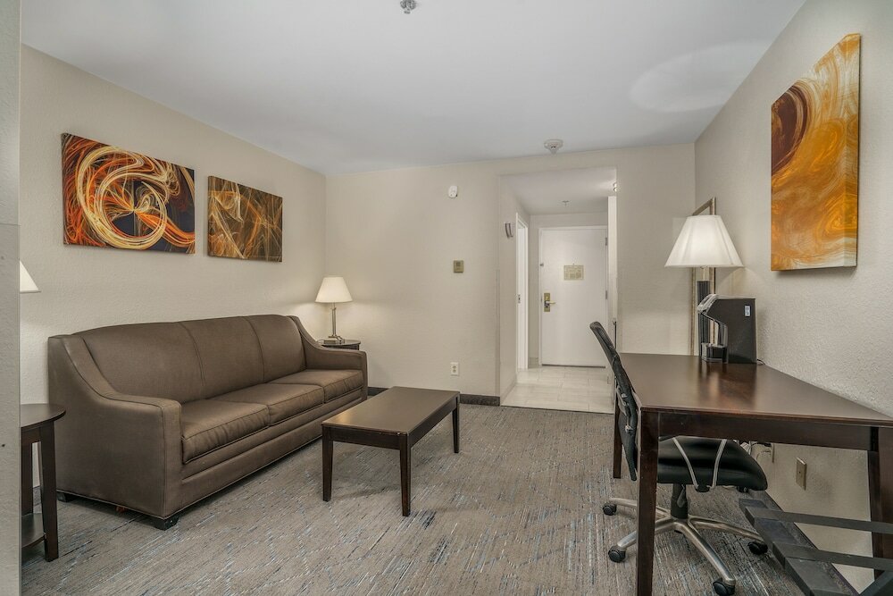 Фото Best Western Plus Silver Creek Inn