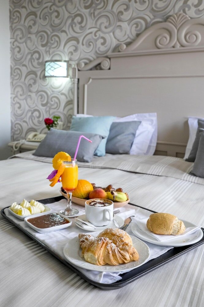 Фото Houda Yasmine Marine & SPA