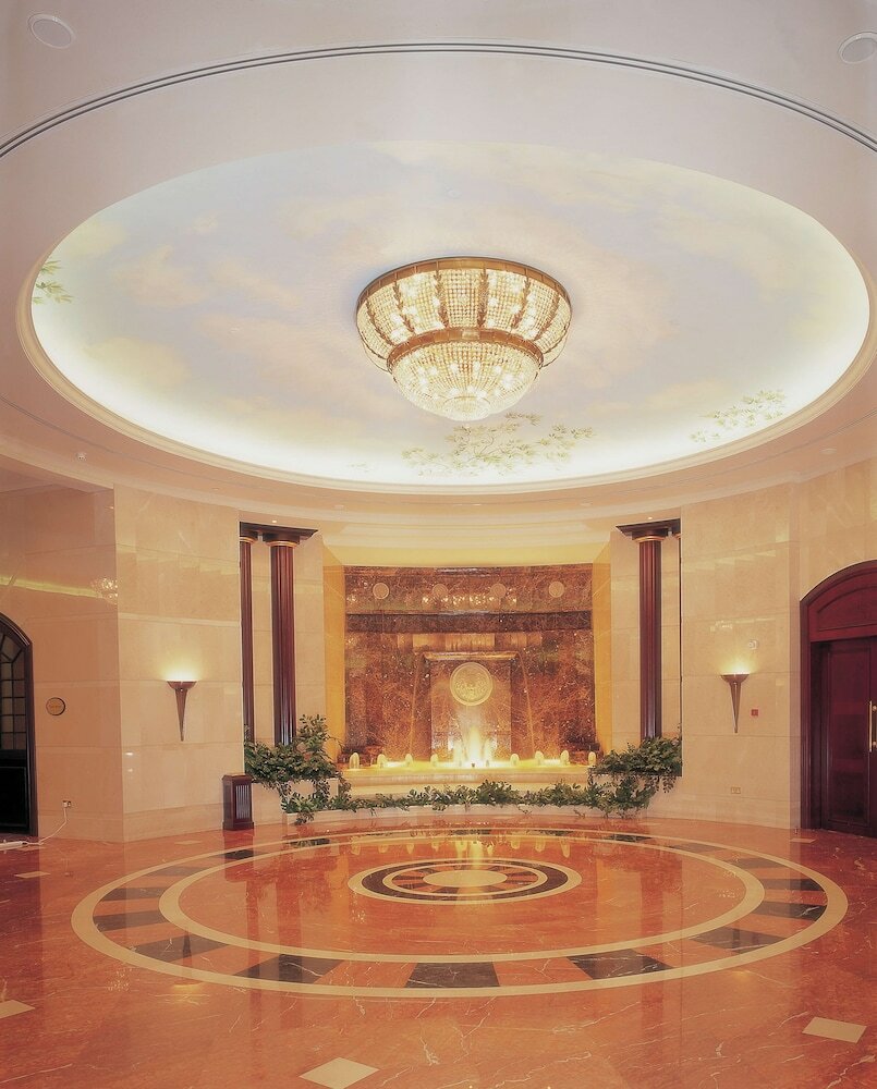 Фото Hilton Beirut Metropolitan Palace