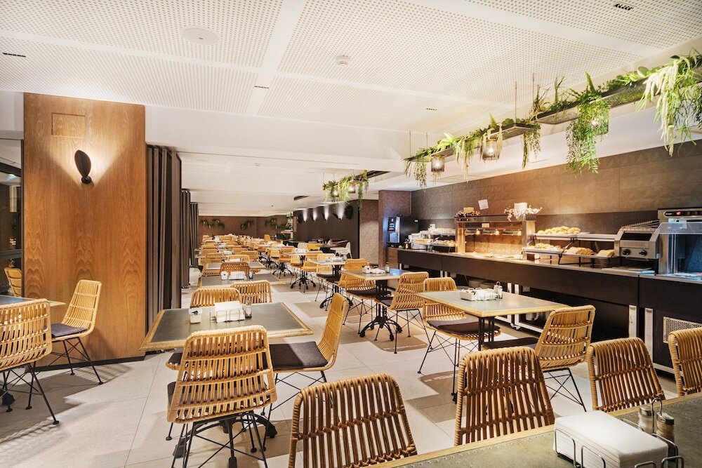 Фото Óbal Urban Hotel