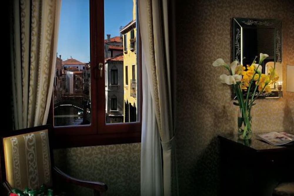 Фото Hotel Ca' d'Oro
