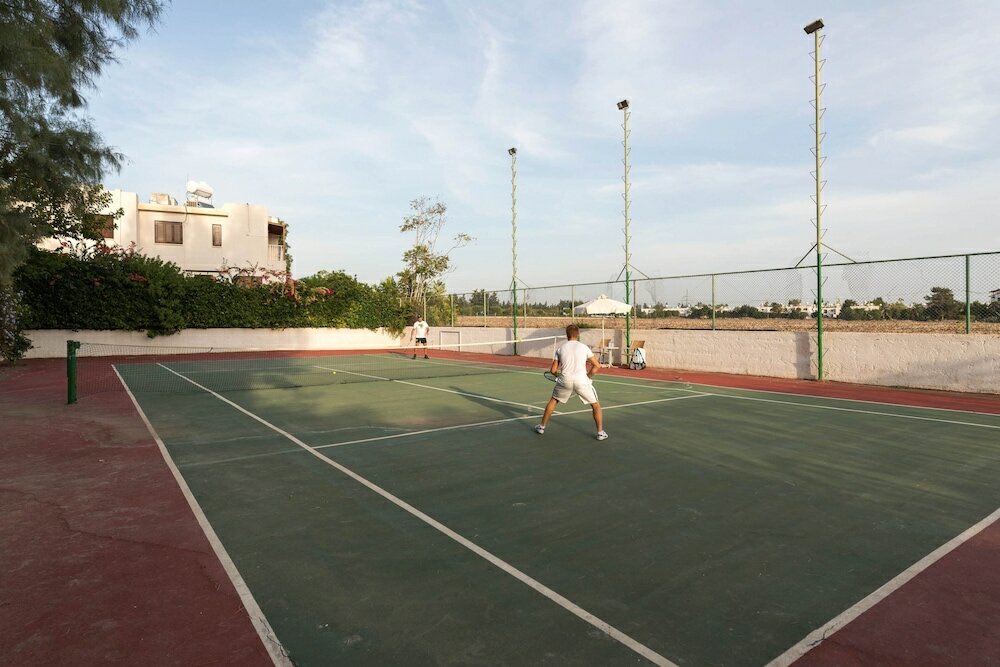Фото Paphos Gardens Holiday Resort