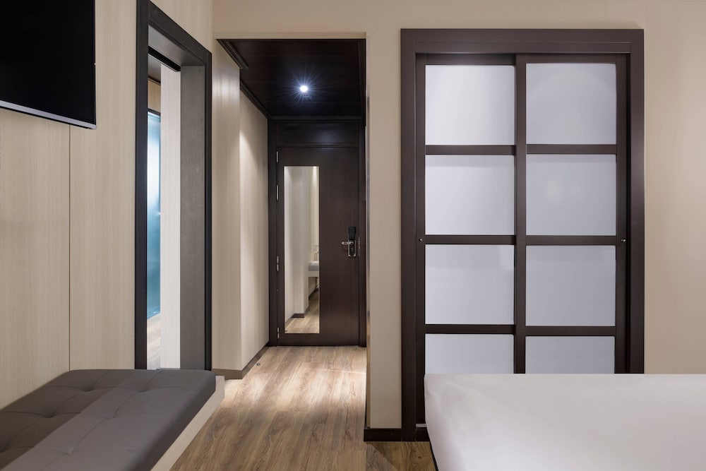 Фото AC Hotel Valencia