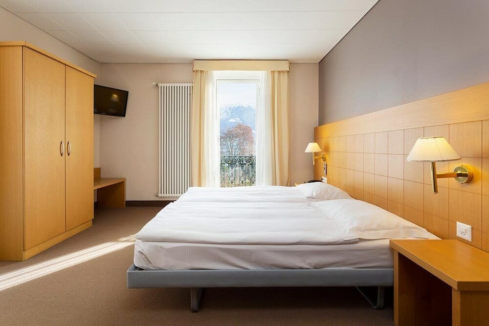 Фото Hotel Du Lac Locarno