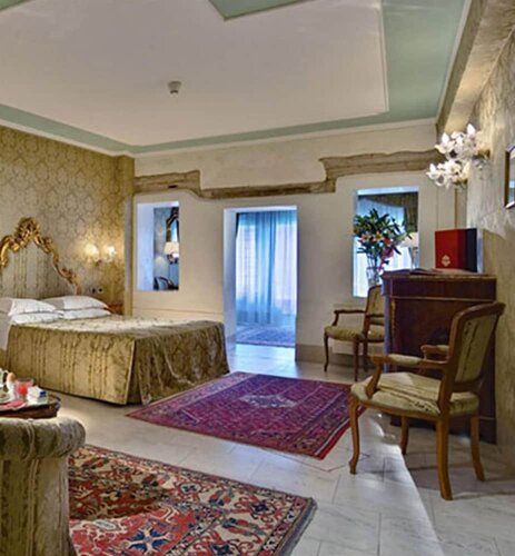 Гостиница Hotel Al Ponte Antico в Венеции
