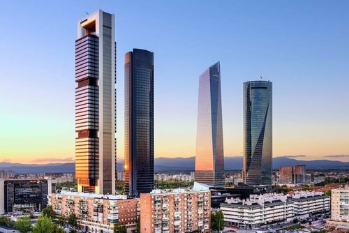 Гостиница Radisson RED Madrid в Мадриде