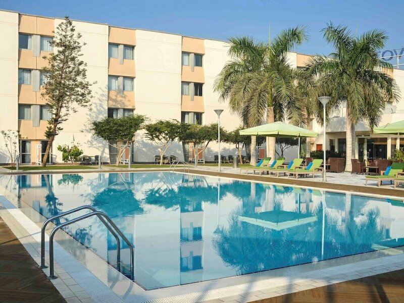 Гостиница Novotel Cairo Airport в Каире