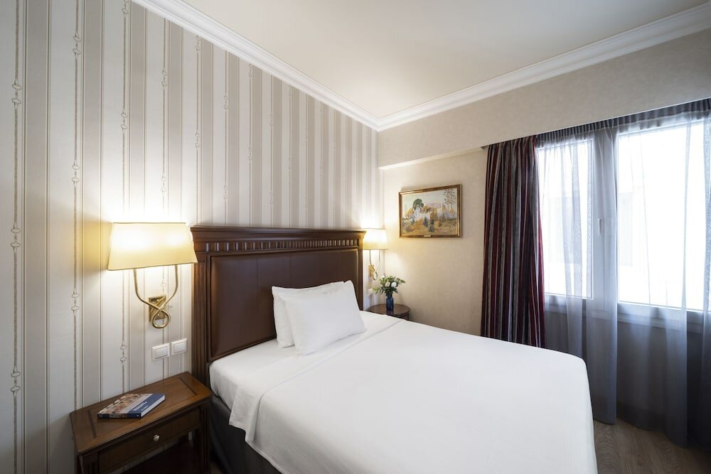 Фото Electra Athens