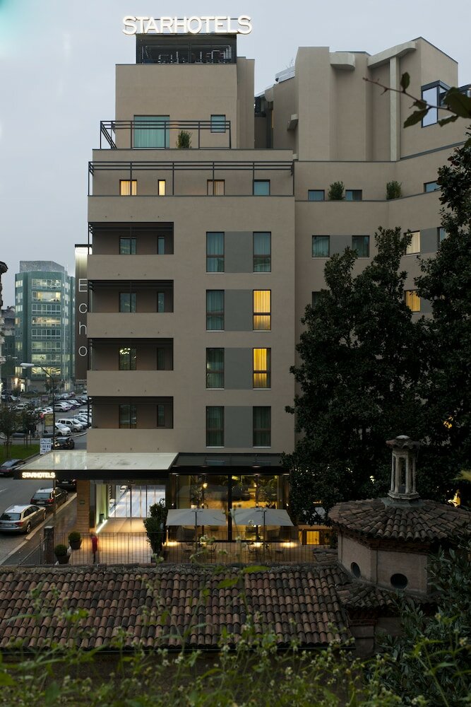 Фото отеля 2