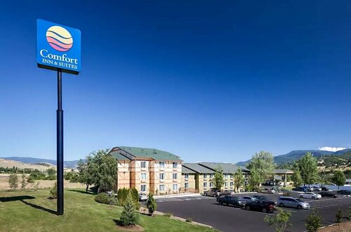 Гостиница Comfort Inn & Suites