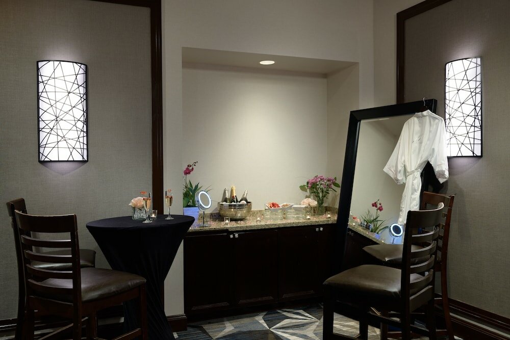 Фото Sheraton Cerritos Hotel