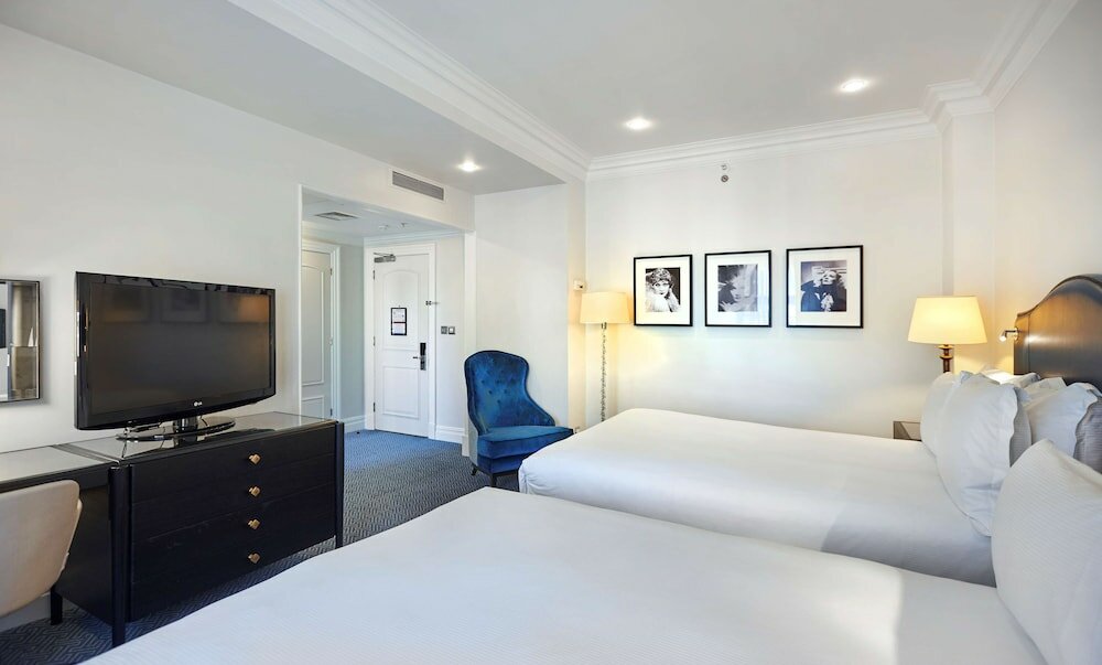 Фото The Waldorf Hilton, London