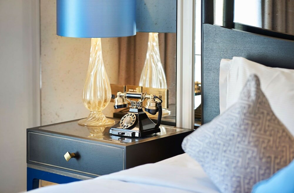 Фото The Waldorf Hilton, London