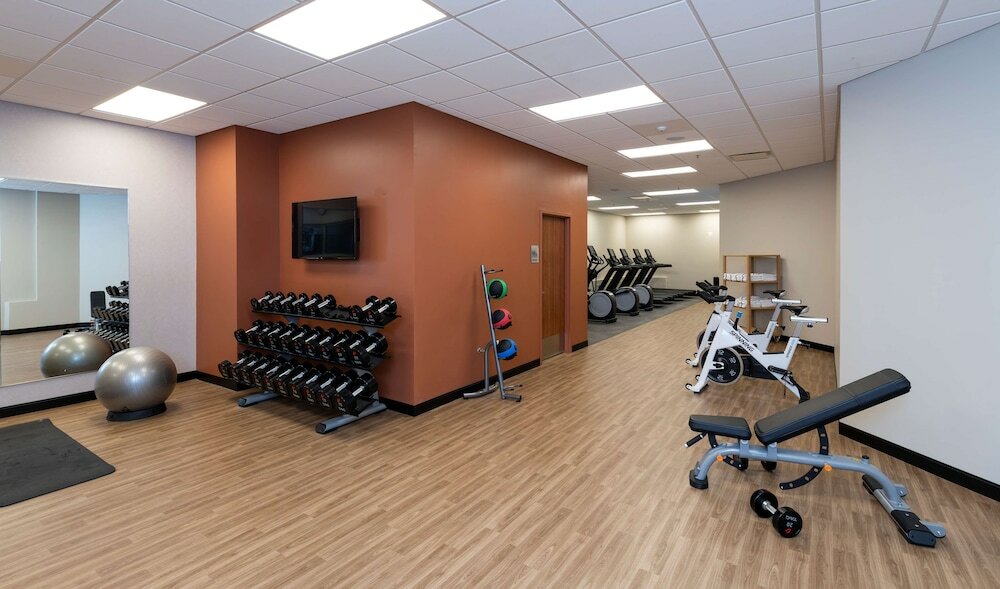 Фото DoubleTree by Hilton Madison East