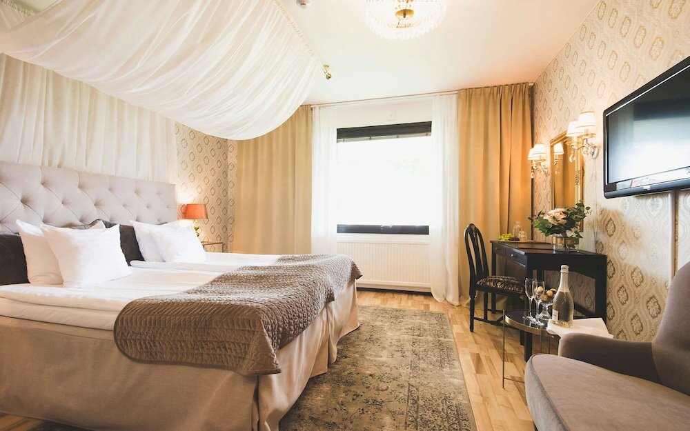 Фото Hotell Bellevue