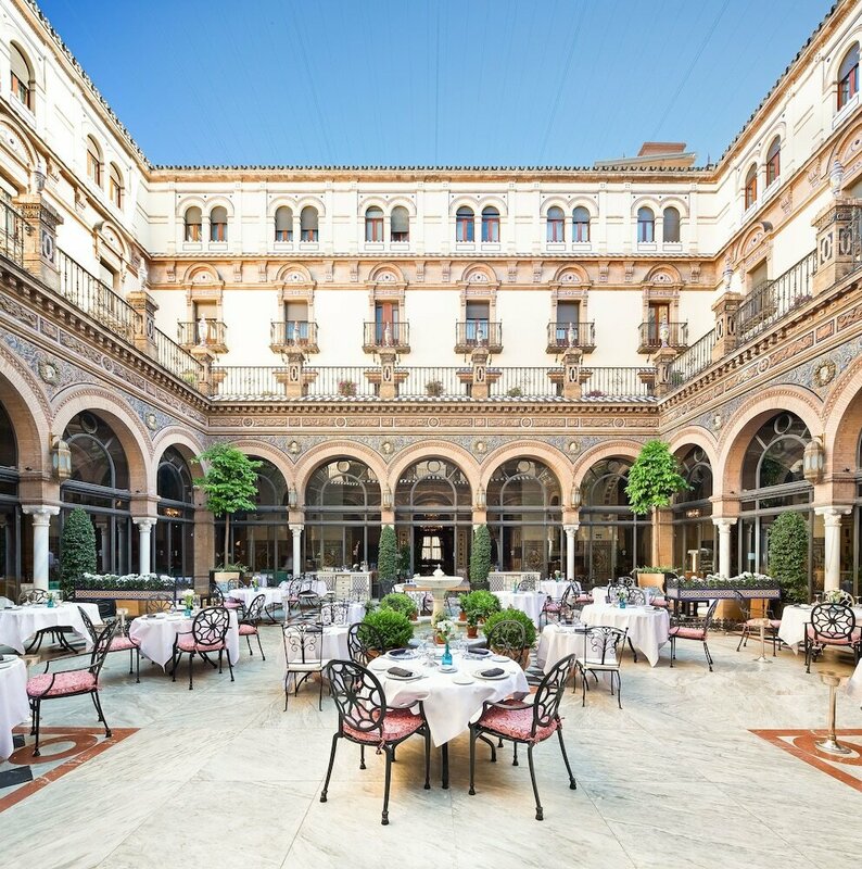 Гостиница Hotel Alfonso XIII, a Luxury Collection Hotel, Seville в Севилье