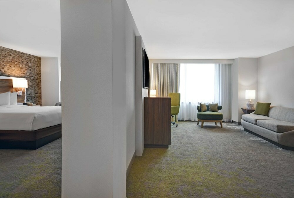 Фото Hilton Hasbrouck Heights