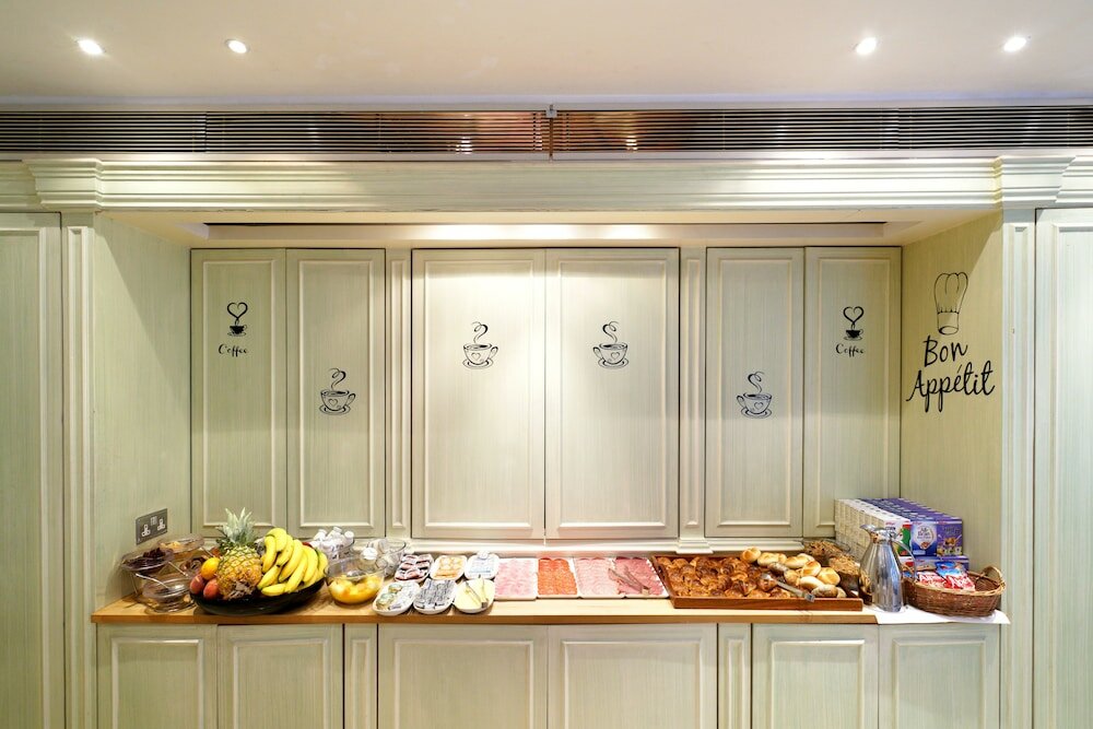 Фото Ashburn Hotel