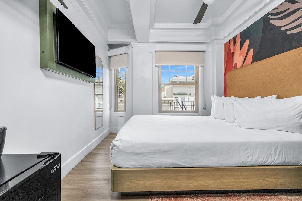 Фото Nob Hill Hotel