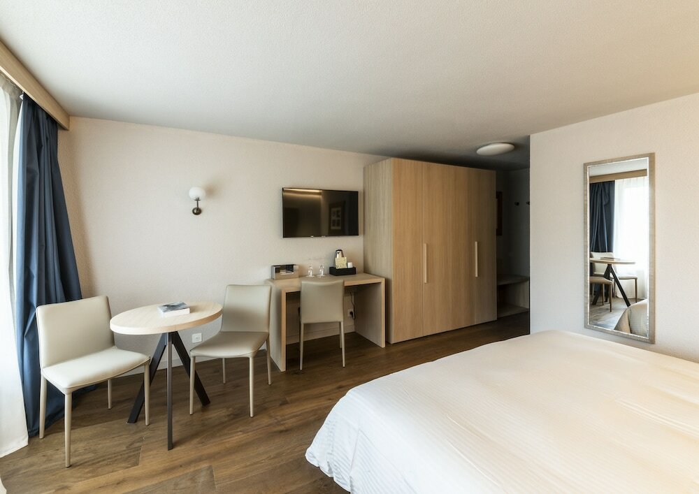 Фото Maya Caprice Boutique Hotel & SPA