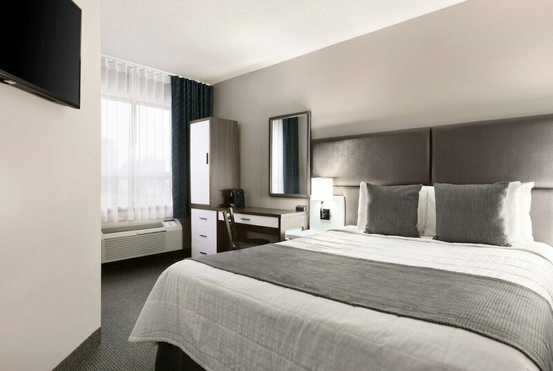 Гостиница Travelodge Hotel by Wyndham Montreal Centre в Монреале