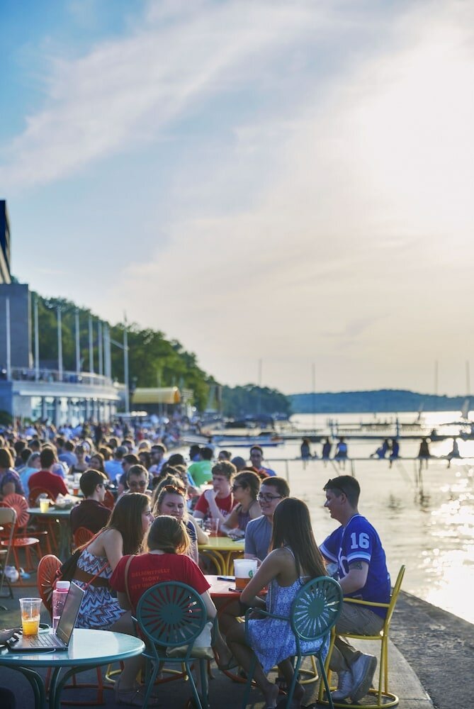 Фото Graduate Madison