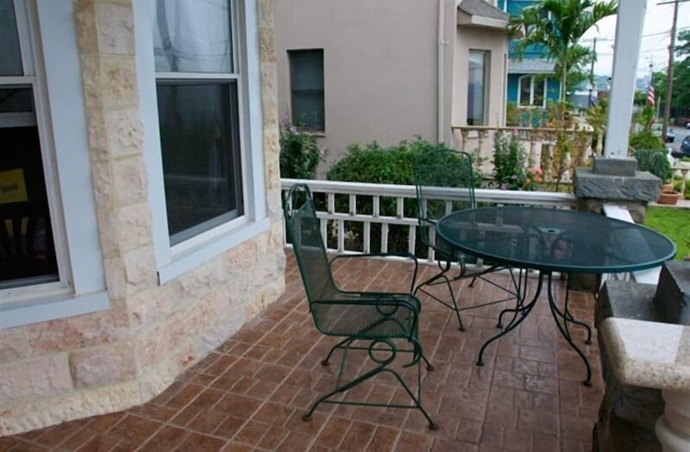 Фото The Harbor House Bed & Breakfast