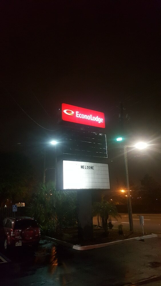 Фото Econo Lodge Busch Gardens