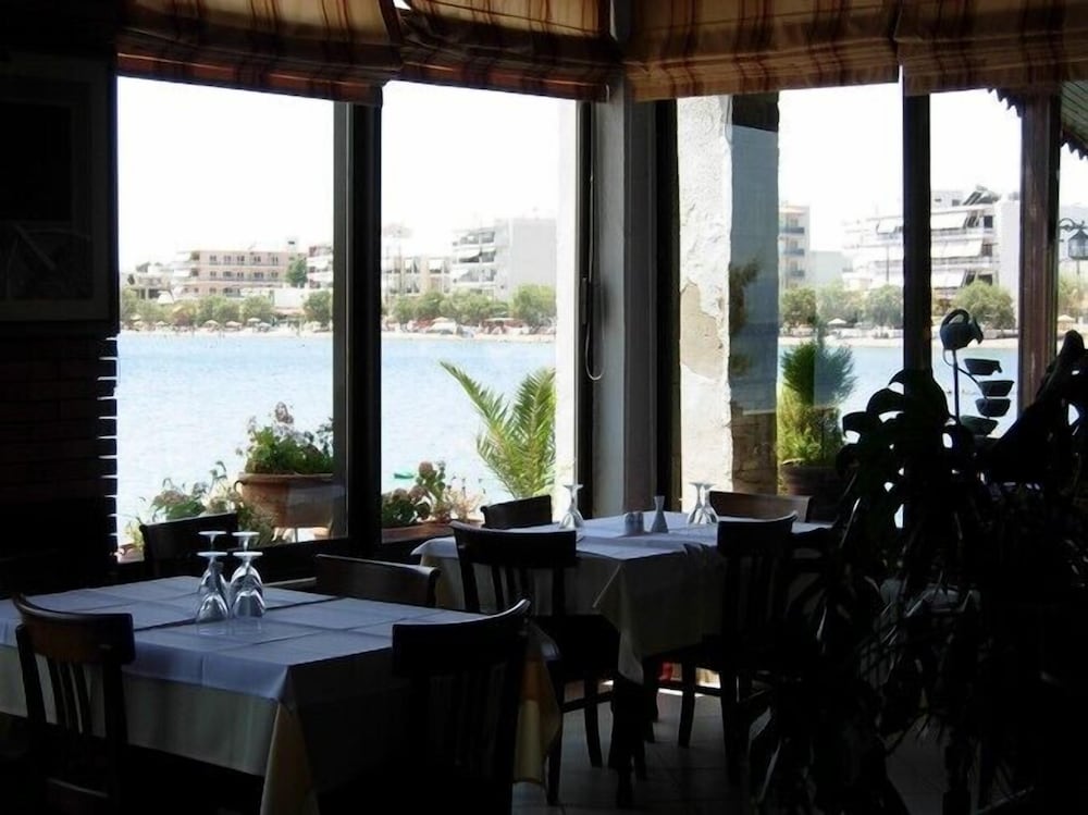 Фото Hotel Lefkadi