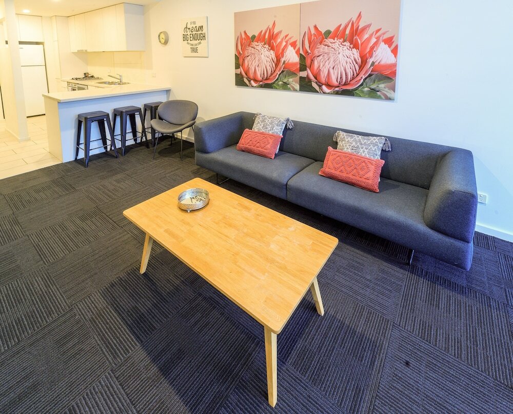 Фото Waterfront Melbourne Apartments