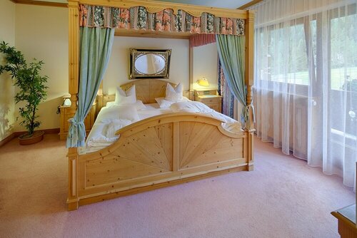 Внешний вид отеля Hotel Der Rindererhof в Туксе, фото 2