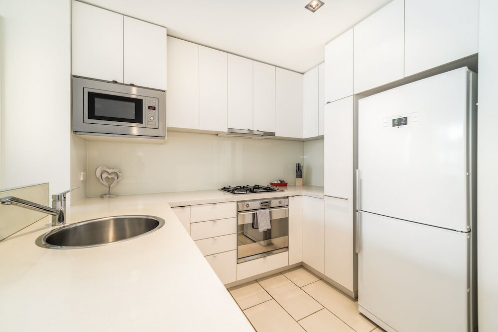 Фото Melbourne Holiday Apartments Flinders Wharf