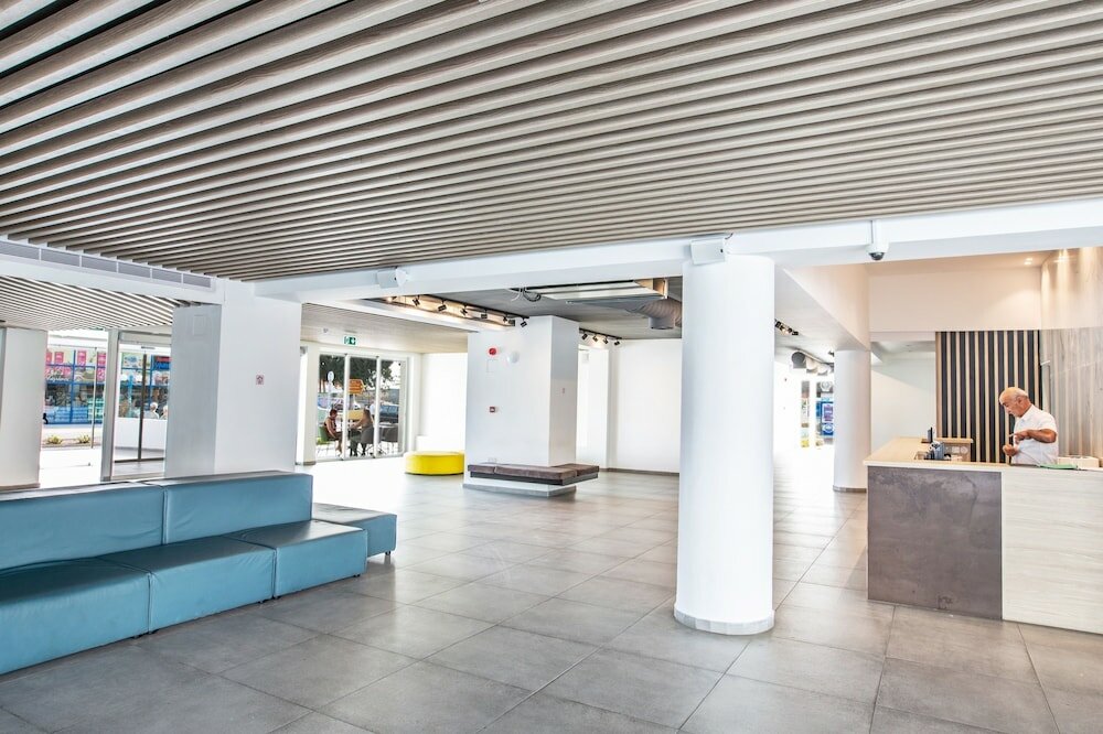 Фото Anthea Hotel Apartments