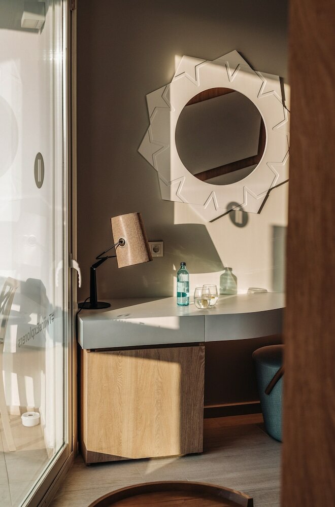 Фото The Ibiza Twiins Hotel