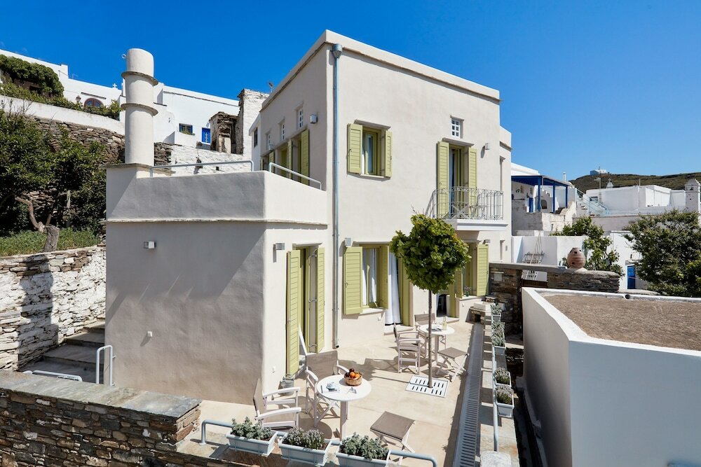 Фото Crossroads Inn