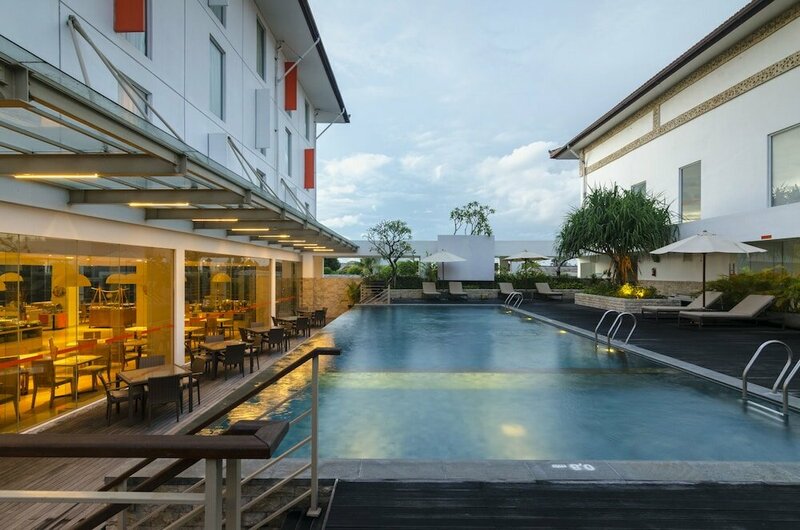 Гостиница Pop! Hotel Denpasar