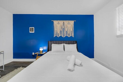 Гостиница Enchanting Studio in Little Havana