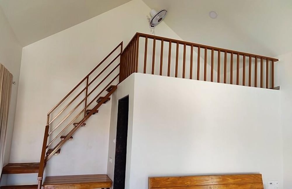 Фото Shrubbery Palms Resort