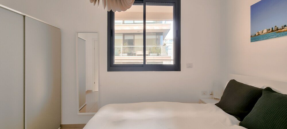 Фото Ben Yehuda Nuage