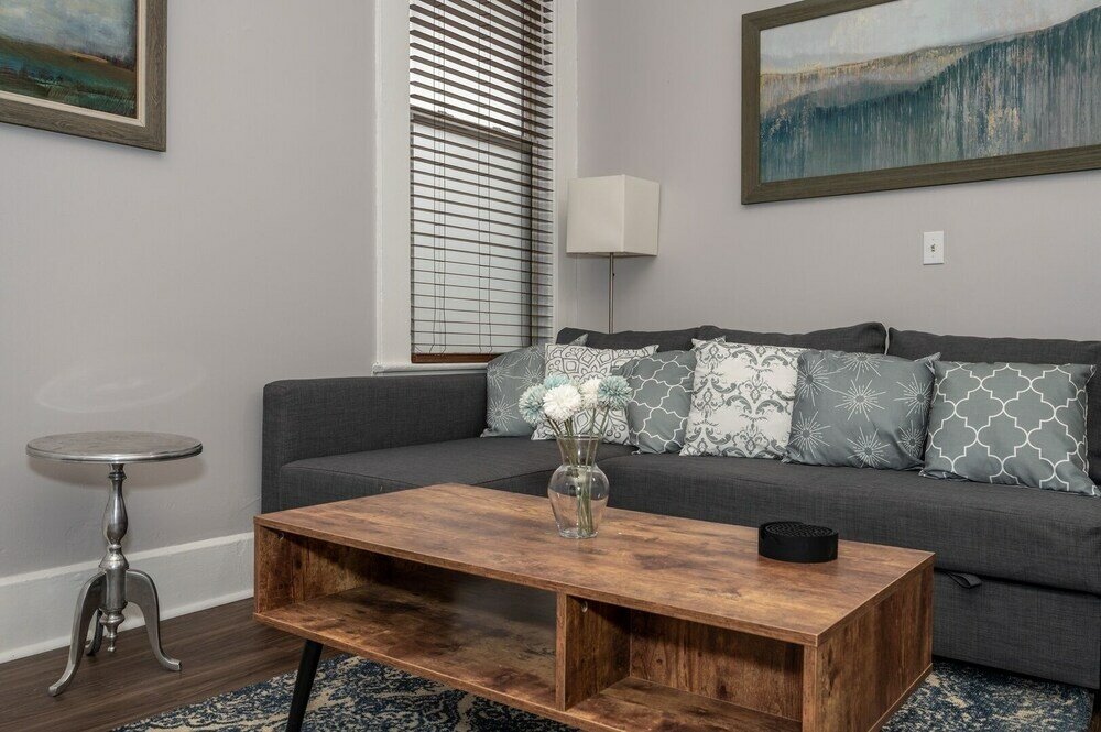 Фото Heart of Mainstrasse Apt 4