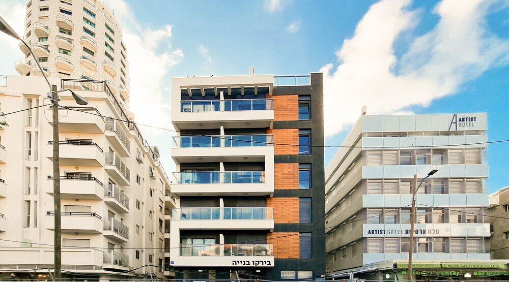 Фото отеля 1