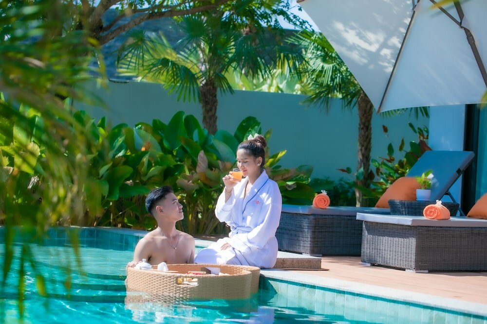 Фото Wonderland Suites and Resort