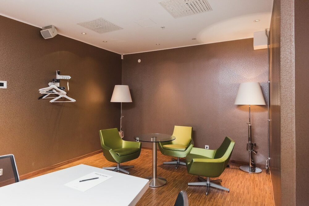 Фото Clarion Collection Hotel Plaza