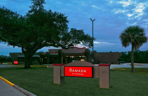 Гостиница Ramada by Wyndham Diamondhead I-10/Gulfport