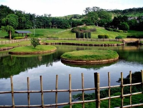 Внешний вид отеля Sheraton Grand Pune Bund Garden Hote в Пуне, фото 3