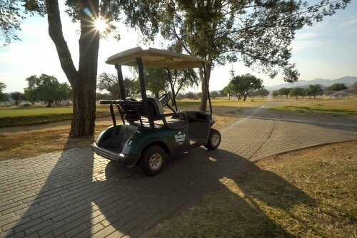 Гостиница Windhoek Country Club Resort в Виндхуке