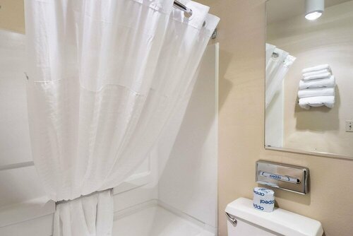 Гостиница Sutter Inn в Юба Сити