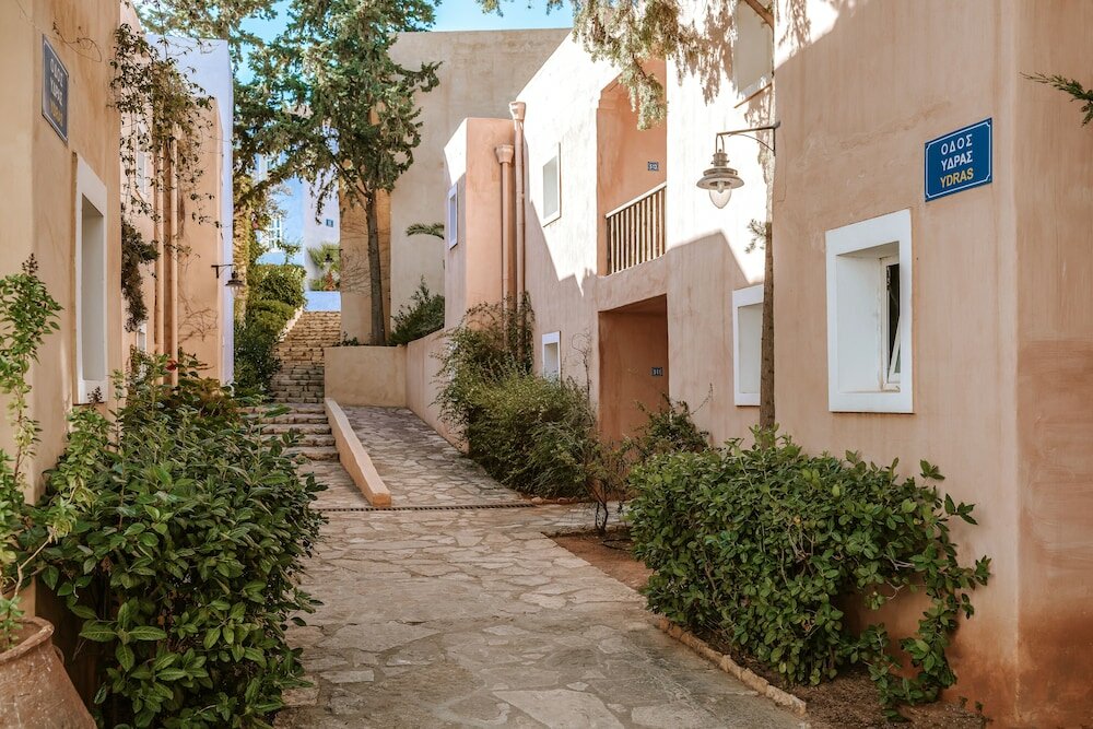 Фото Candia Park Village