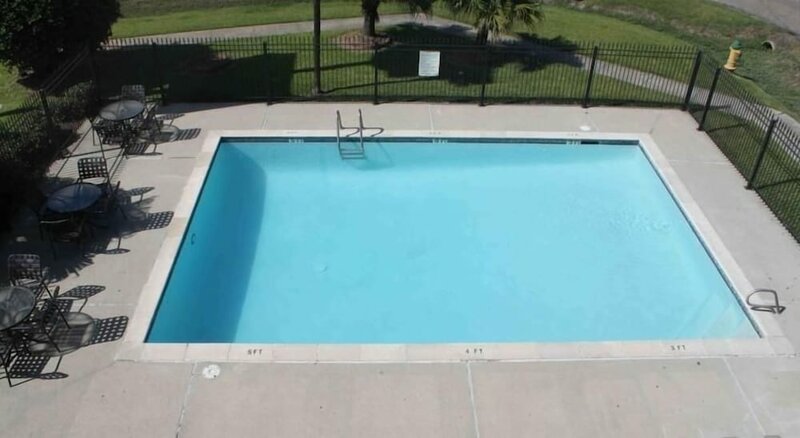 Гостиница Americas Best Value Inn Lafayette в Лафайетте