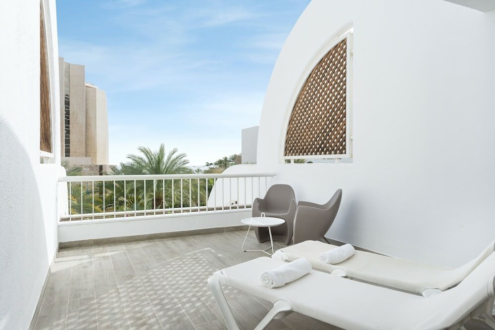 Фото Sport Club by Isrotel Collection